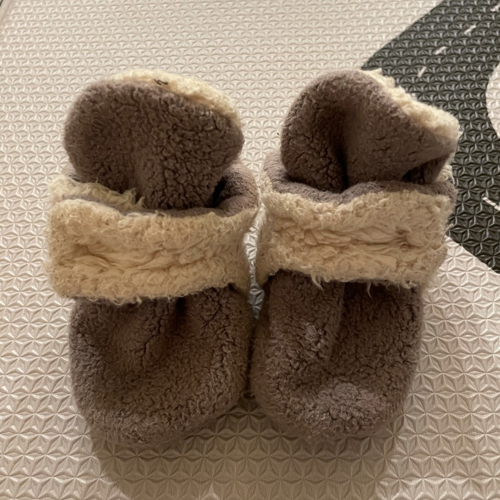 Zutano Booties Size 3M